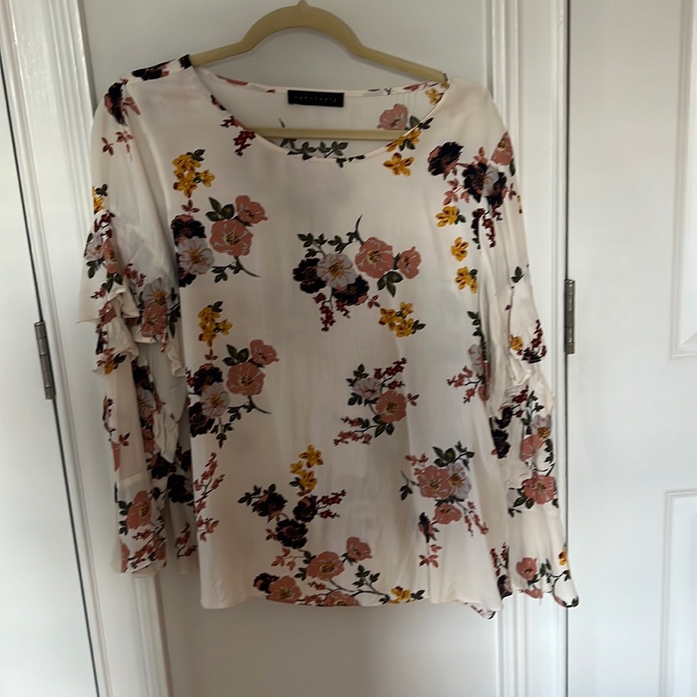 Beautiful floral ruffle shirt